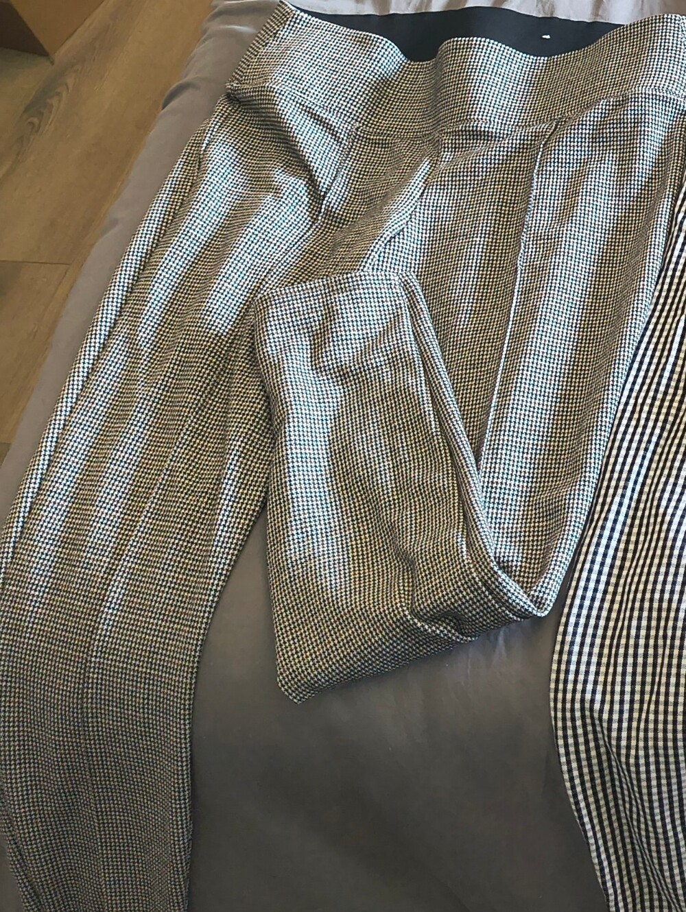 Nine West Black & White Houndstooth Tailored Trousers